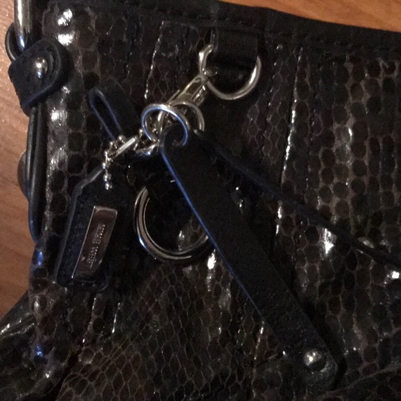 Nine West faux brown reptile finish bag - Picture 4 of 5